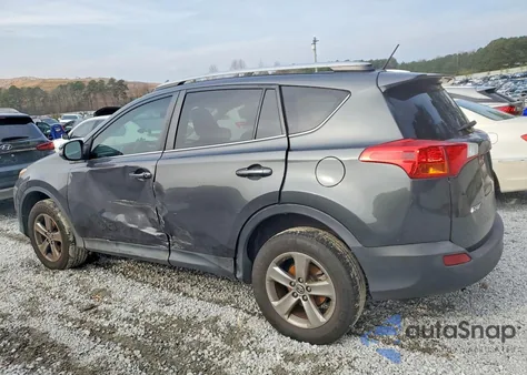 2015 Toyota Rav4 Xle z USA, uszkodzony, nr VIN 2T3WFREVXFW157766